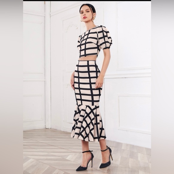 Dresses & Skirts - Skirt set